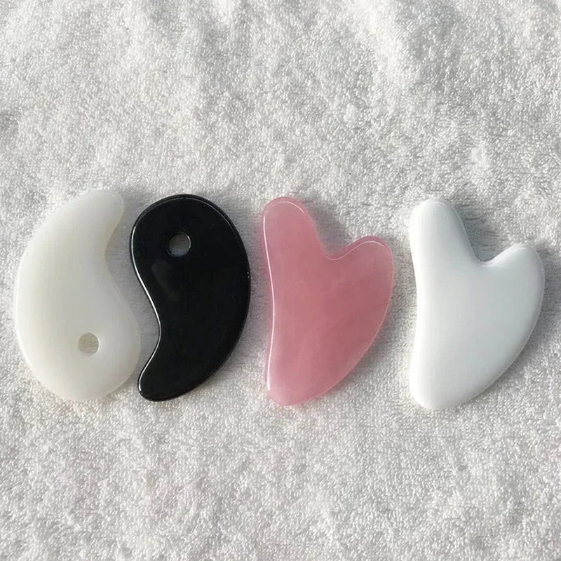 1Pc Heart Shape SPA Massage Beeswax Gua Sha Scraping Massage Scraper Face Massager Acupuncture Guasha Board Massager for Face